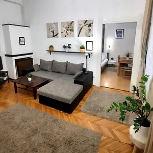 Gold Apartamento Budapest